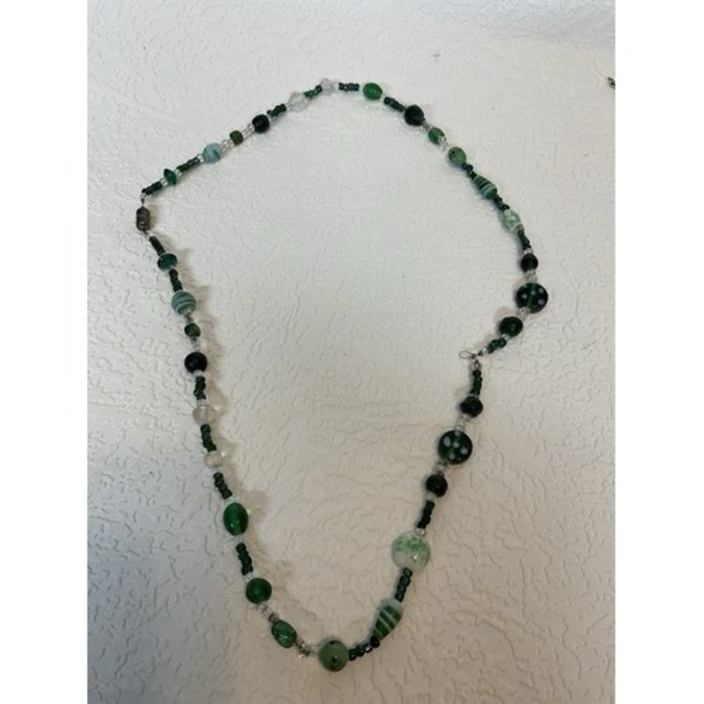 Handmade Green Glass Beaded Necklace Artsy 28"‎